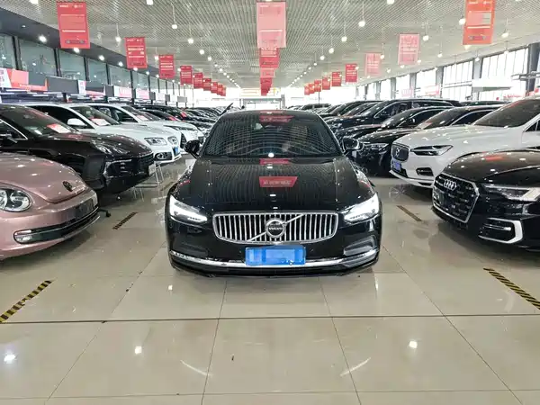 Volvo S90 2024