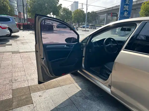 Volkswagen Golf 2015