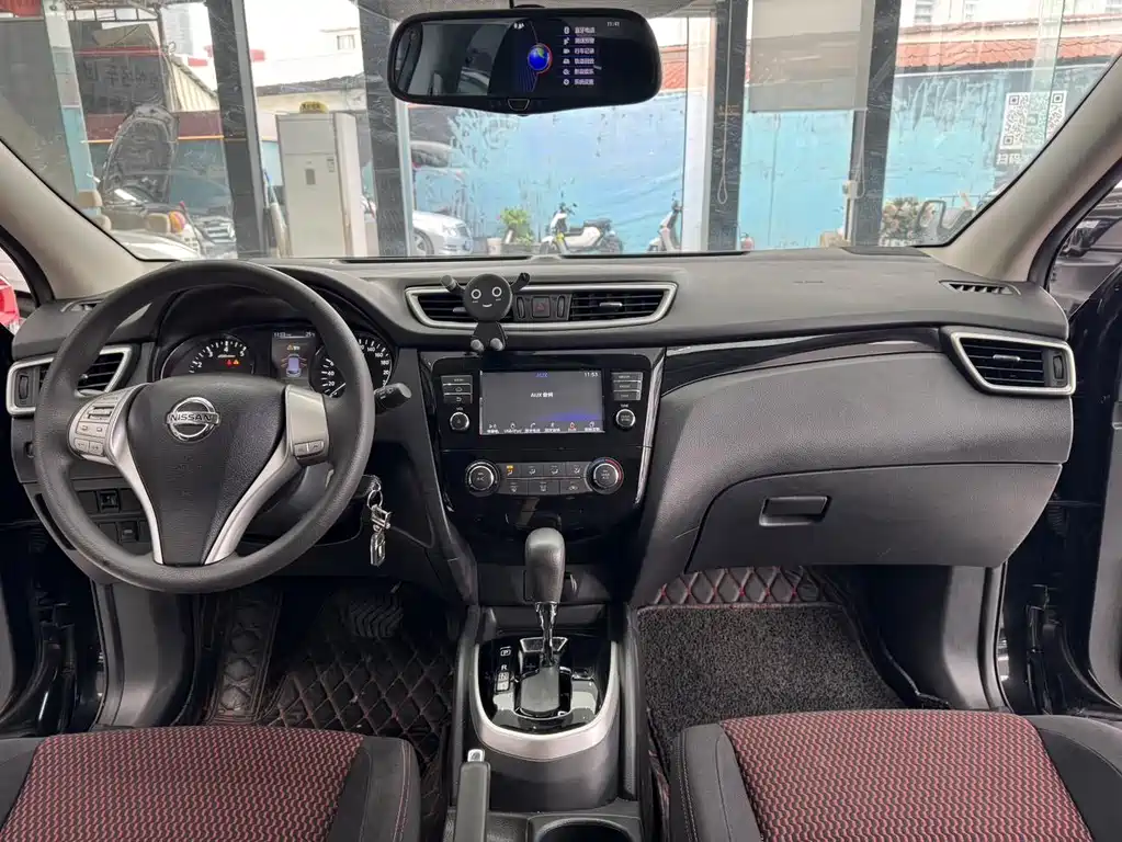 Nissan Qashqai 2018 — фото 12