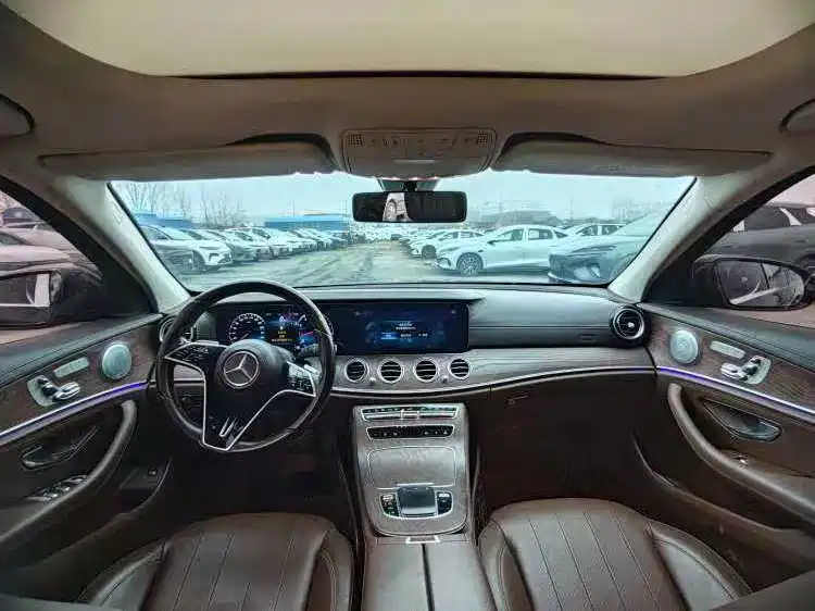 Mercedes-Benz E-Class 2021 — фото 6