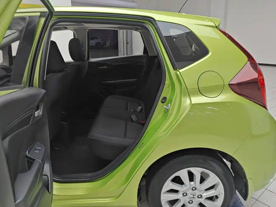Honda Fit 2018 — фото 11