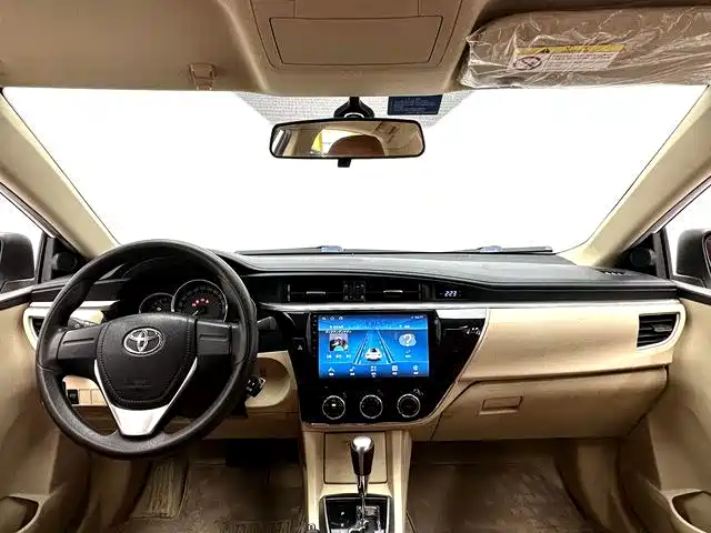 Toyota Corolla 2015 — фото 4