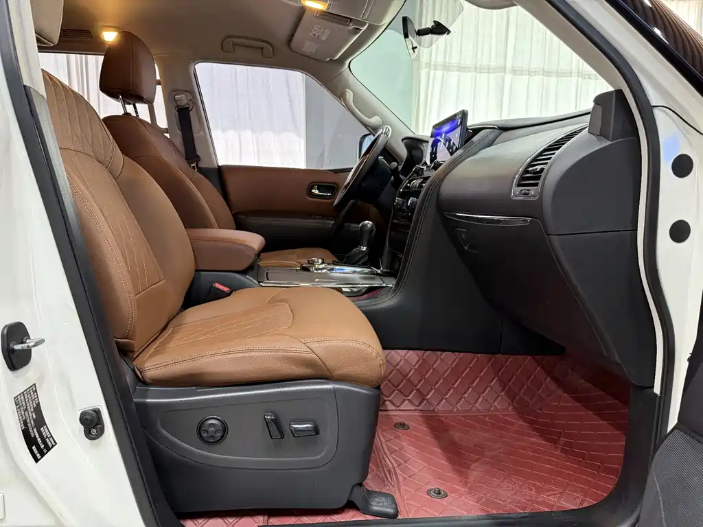 Nissan Patrol 2018 — фото 9