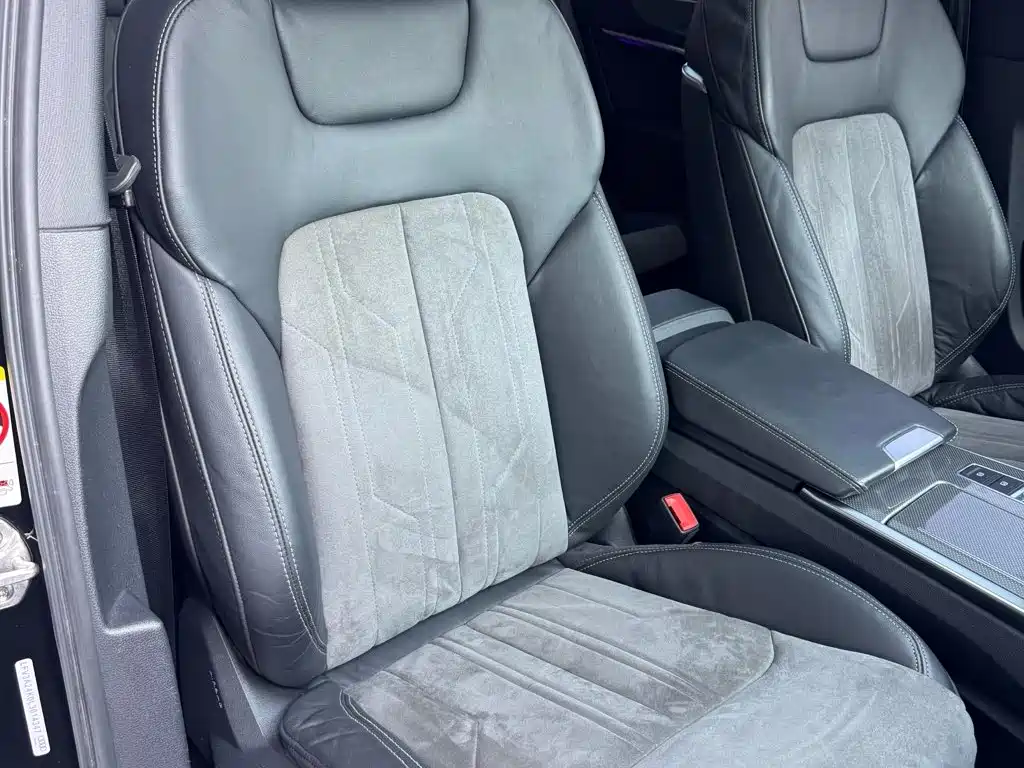 Audi A6L 2020