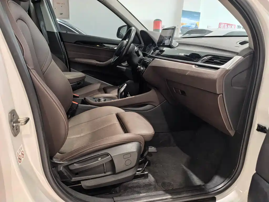 BMW X1 2022 — фото 16