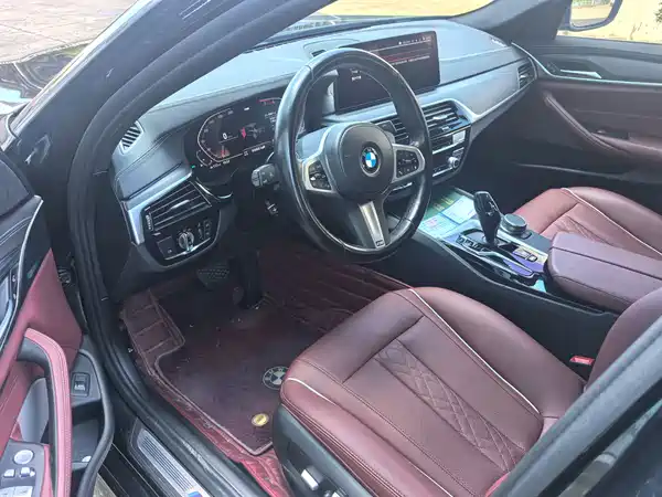 BMW 5 Series 2022