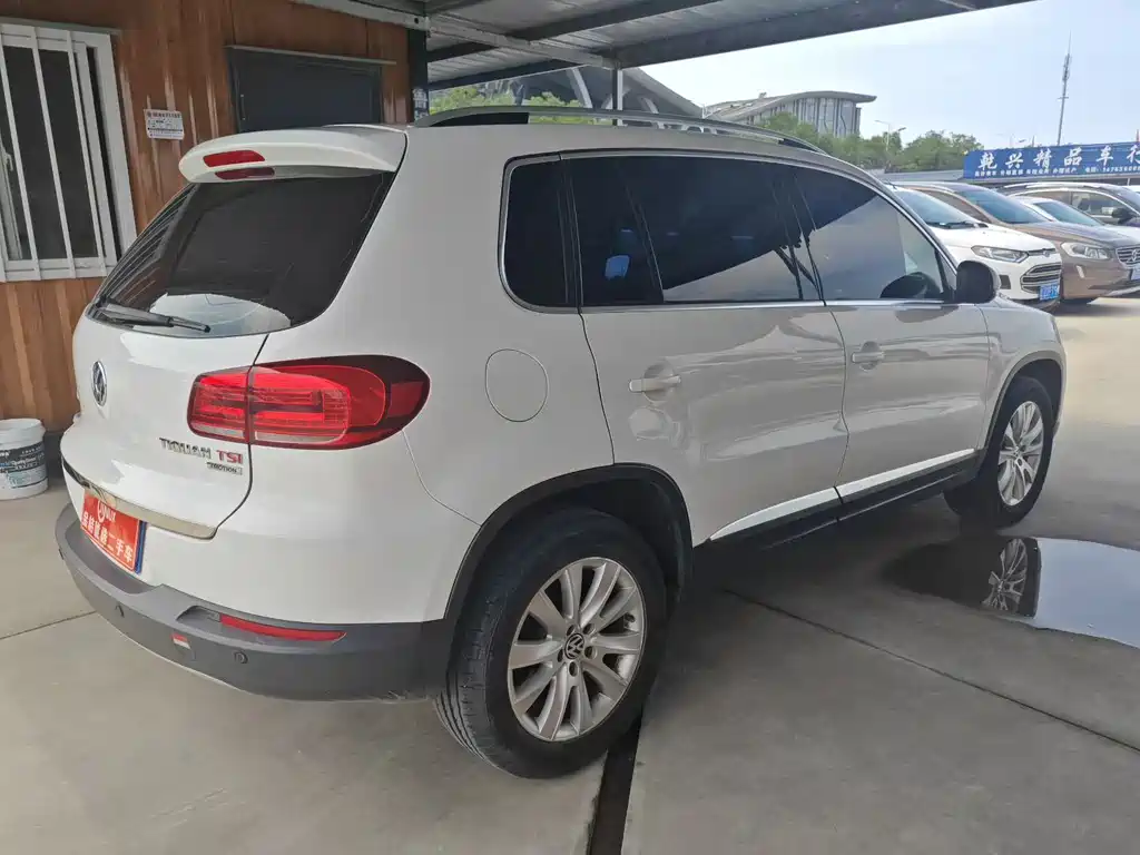 Volkswagen Tiguan 2014