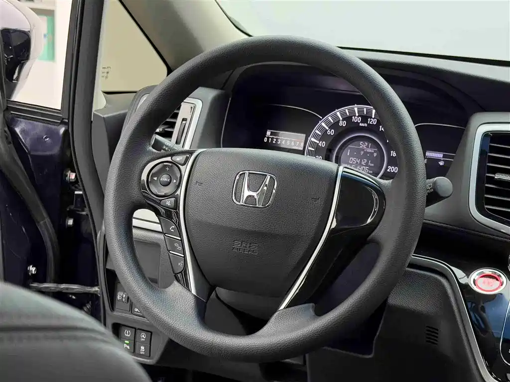 Honda Odyssey 2019 — фото 11