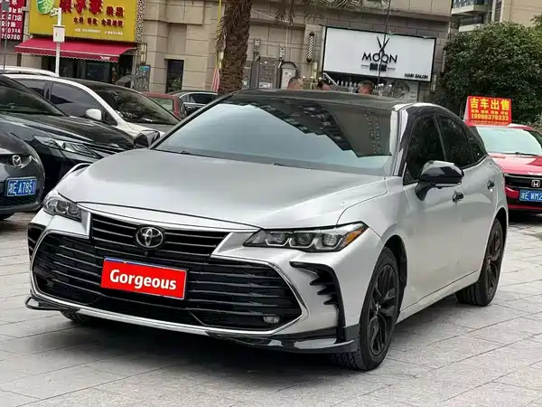 Toyota Avalon 2021