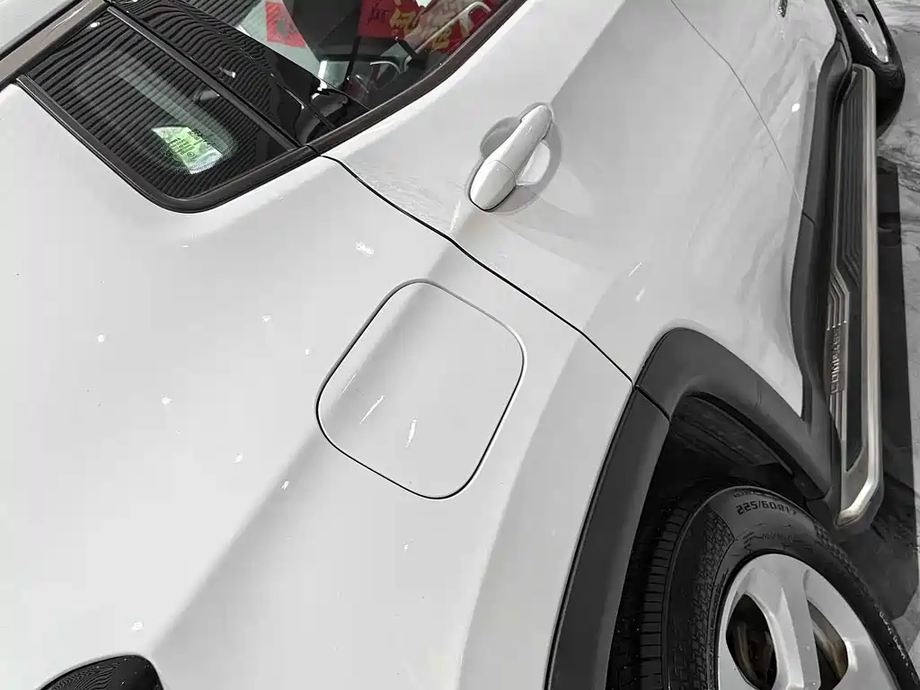 Jeep Compass 2017 — фото 30