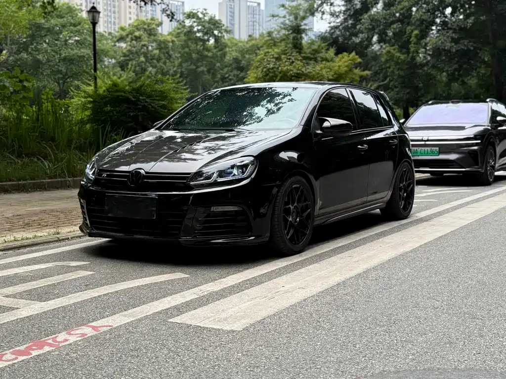Volkswagen Golf GTI 2011
