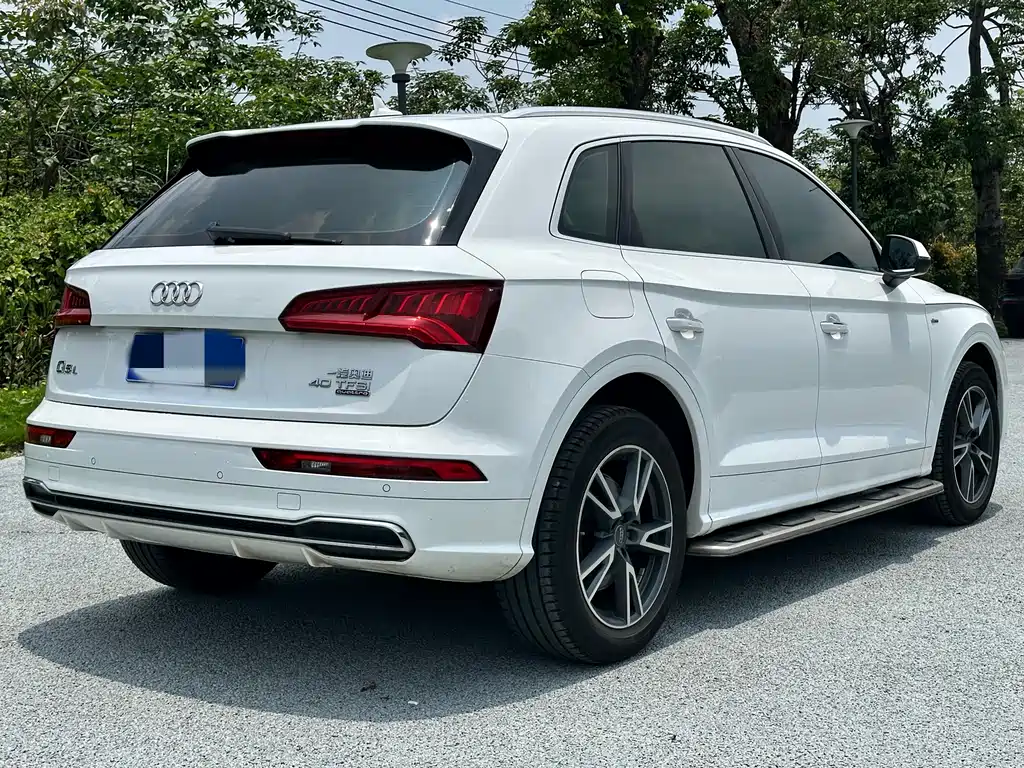 Audi Q5L 2019 — фото 4