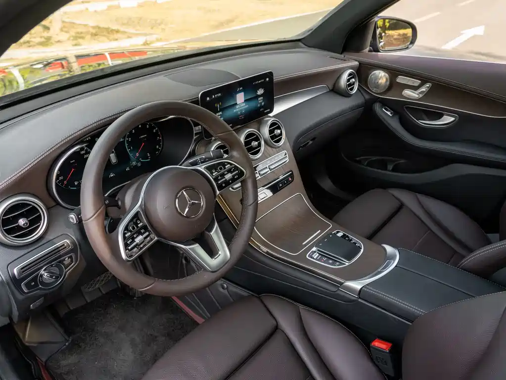 Mercedes-Benz GLC 2022 — фото 19
