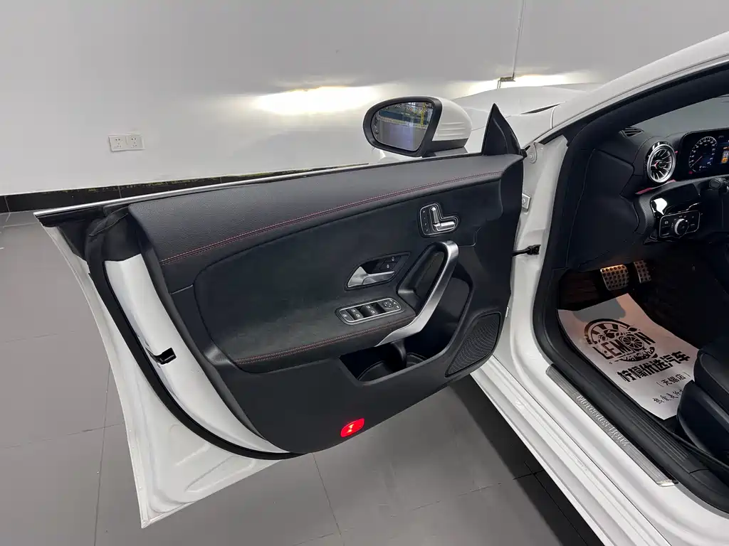Mercedes-Benz CLA 2023 — фото 20