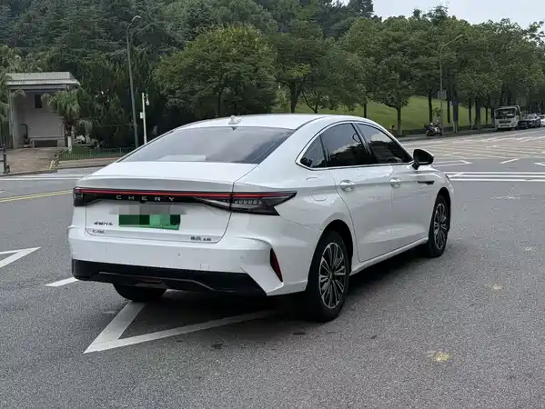 Chery Fengyun A8 2025