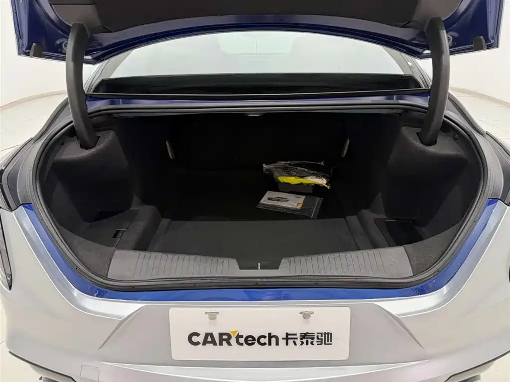 Cadillac CT4 2020 — фото 14