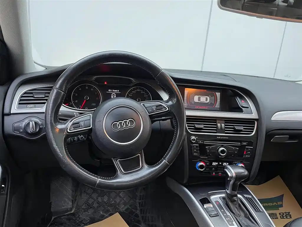 Audi A4L 2015 — фото 28