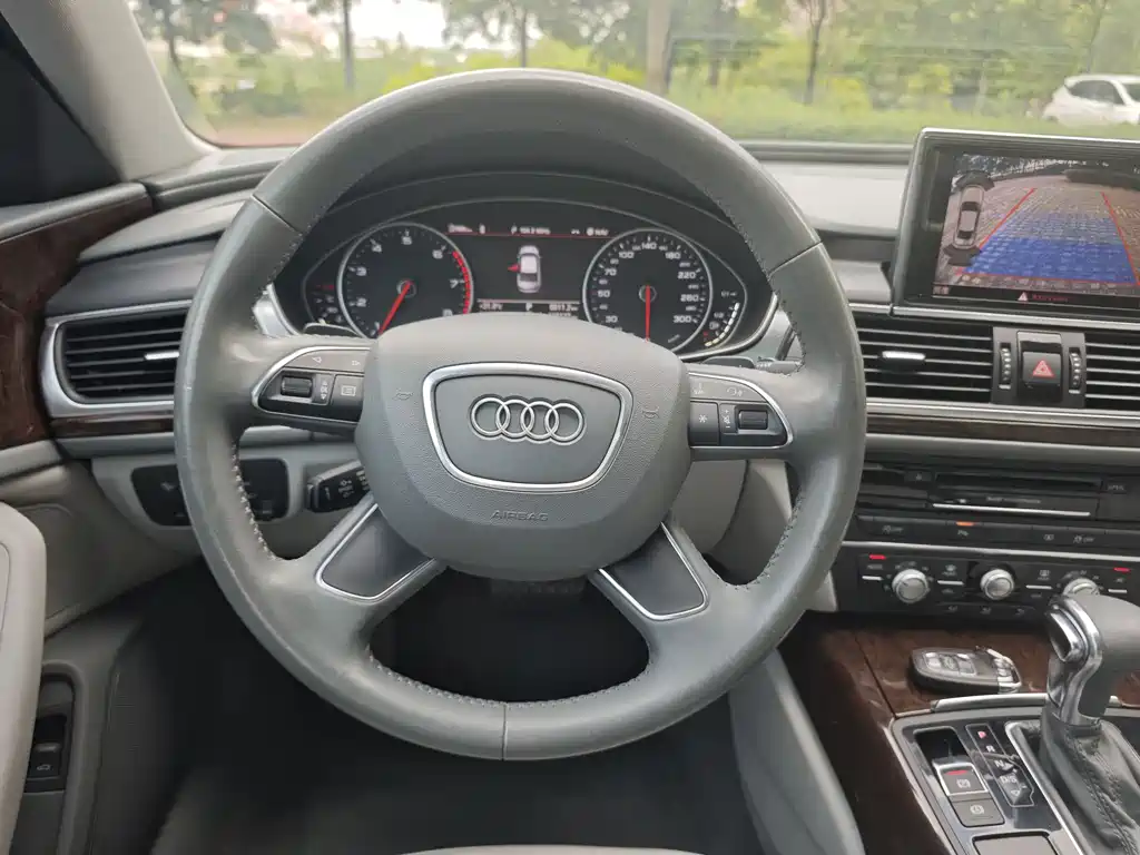 Audi A6L 2014 — фото 14