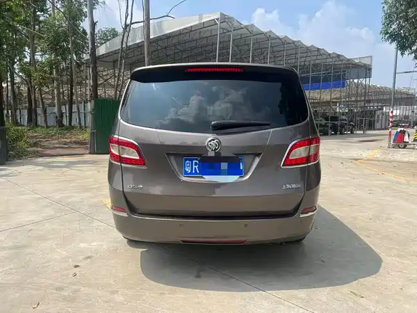 Buick GL8 2011