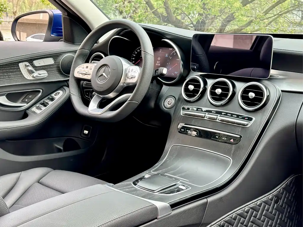 Mercedes-Benz C-Class 2021 — фото 18