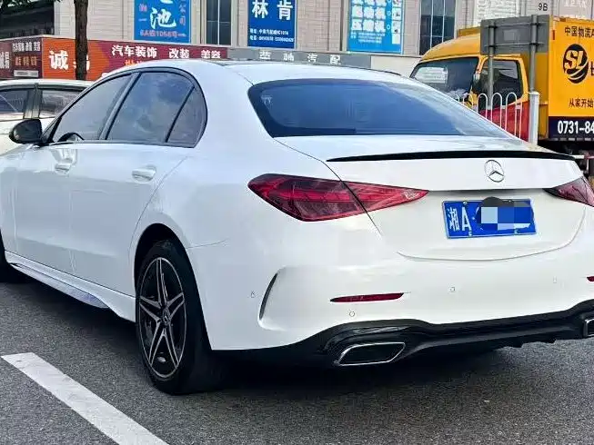 Mercedes-Benz C-Class 2023 — фото 9