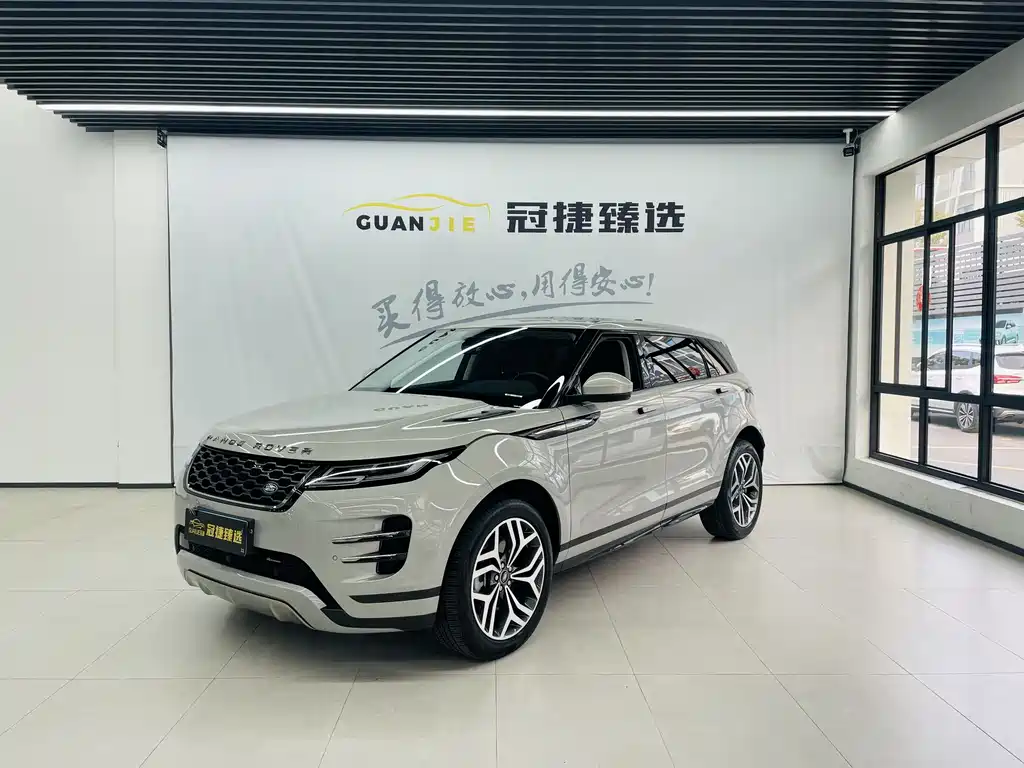 Land Rover Evoque 2023 — фото 1