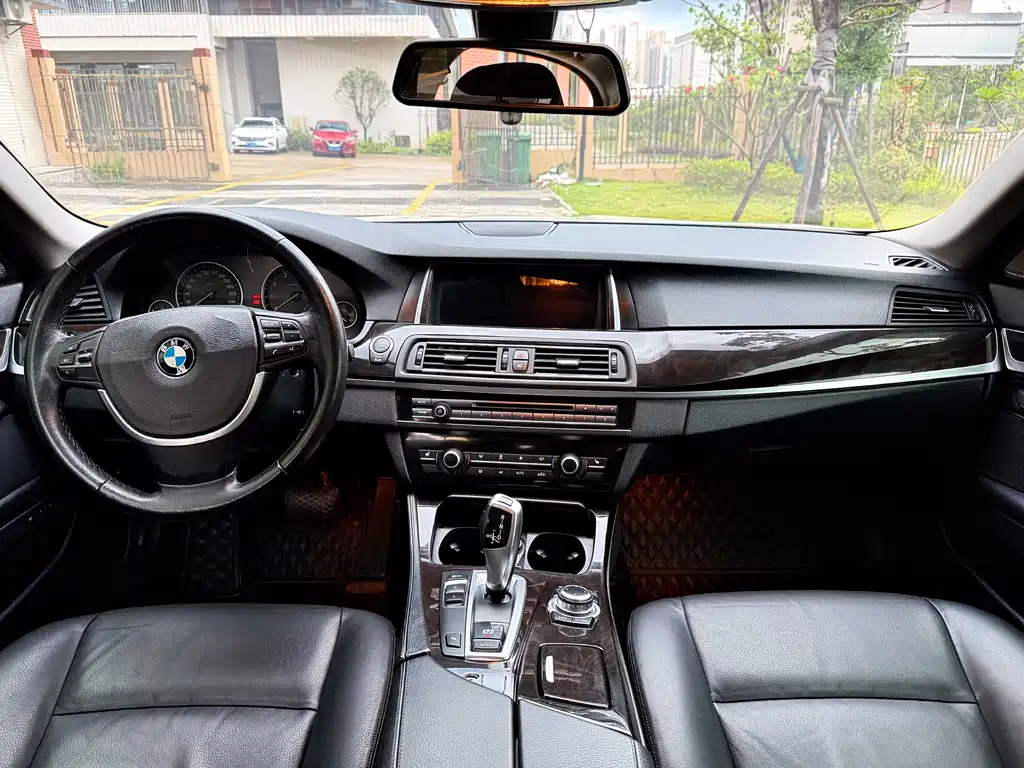 BMW 5 Series 2015
