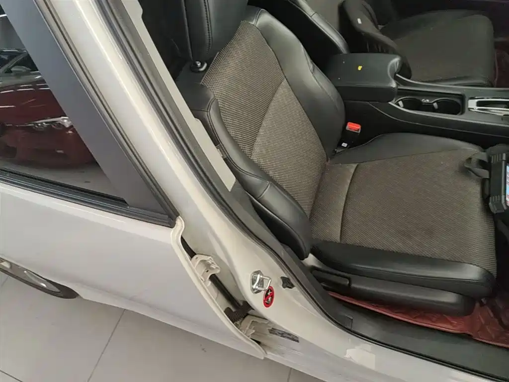 Honda Jade 2020 — фото 25