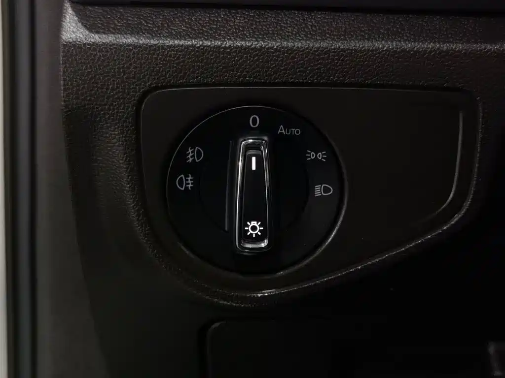 Volkswagen Teramont 2017 — фото 21