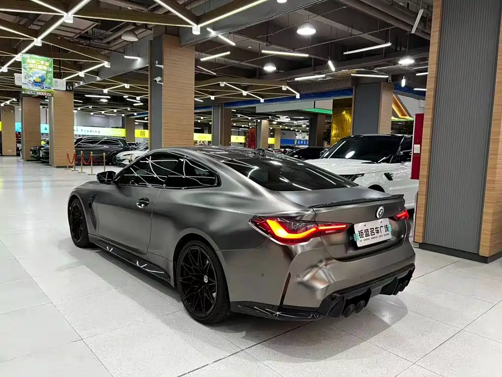 BMW M4 2022 — фото 11