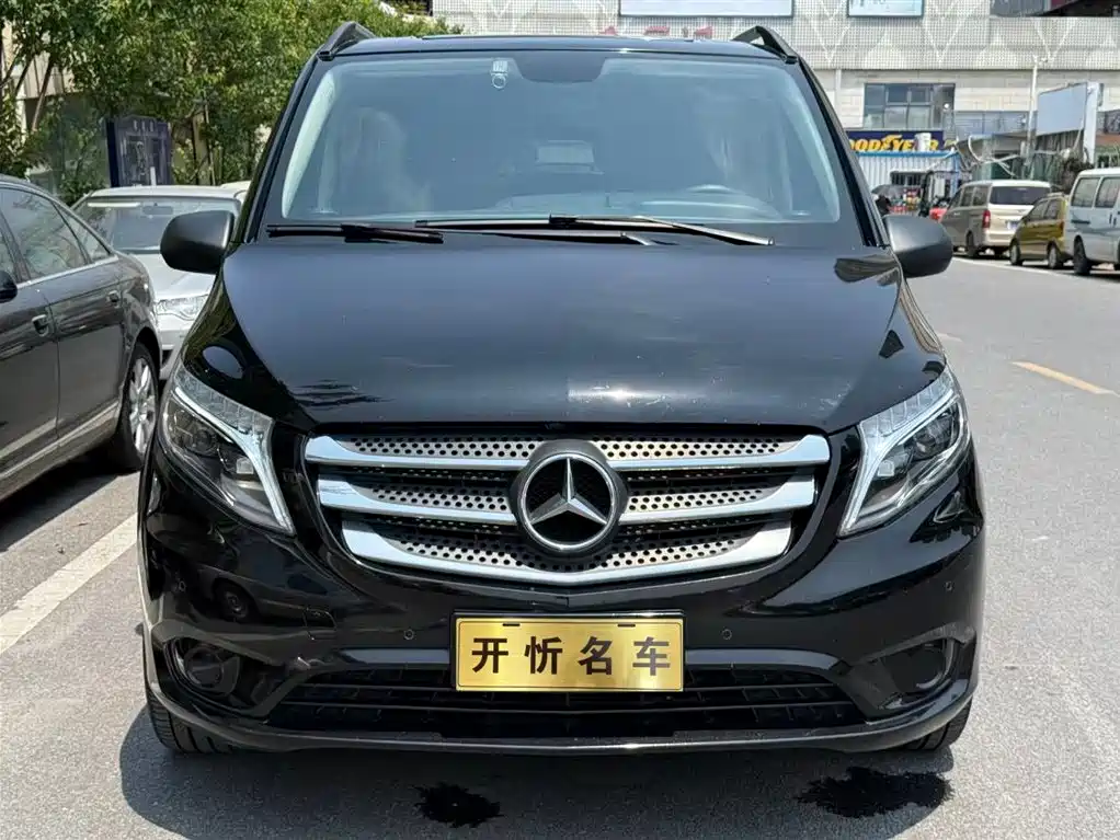 Mercedes-Benz Vito 2018 — фото 2