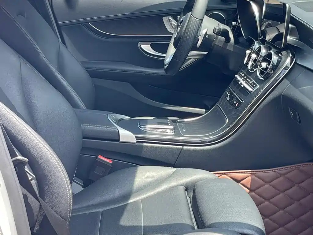 Mercedes-Benz C-Class 2020 — фото 9