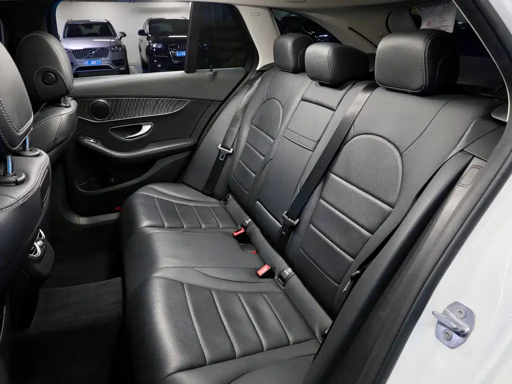 Mercedes-Benz C-Class 2019 — фото 10