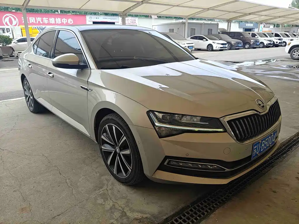 Skoda Superb 2021