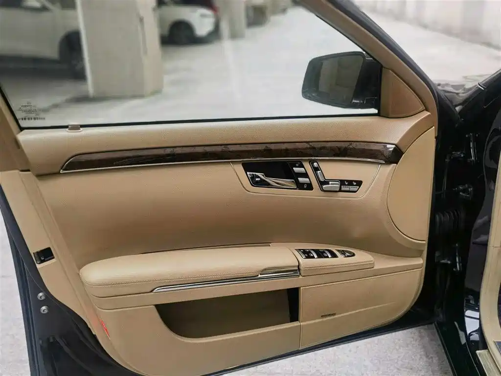 Mercedes-Benz S-Class 2010 — фото 13
