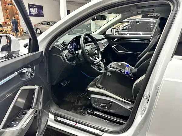Audi Q3 2021