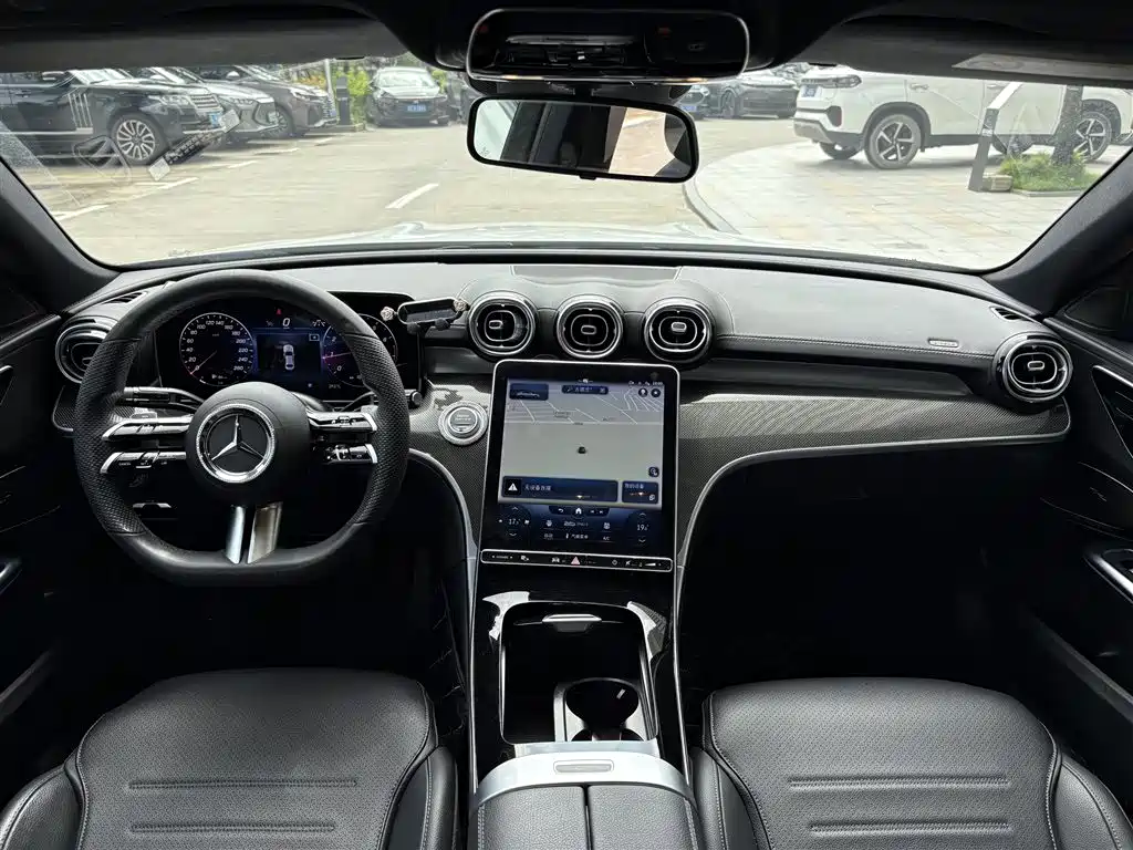 Mercedes-Benz C-Class 2023