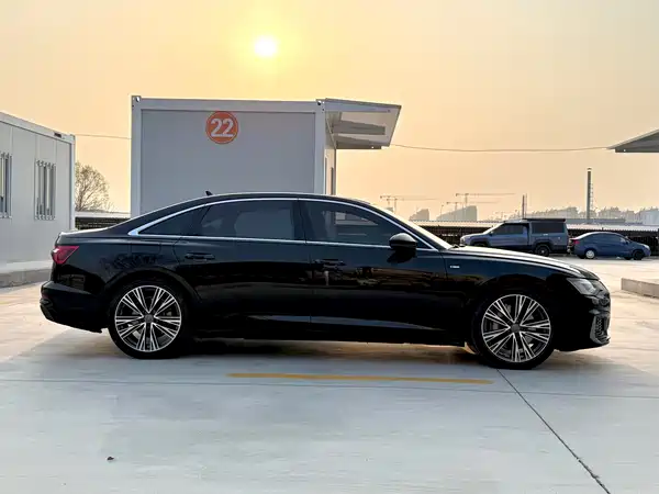Audi A6L 2021