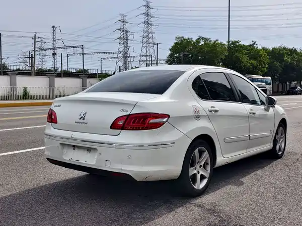 Peugeot 408 2013