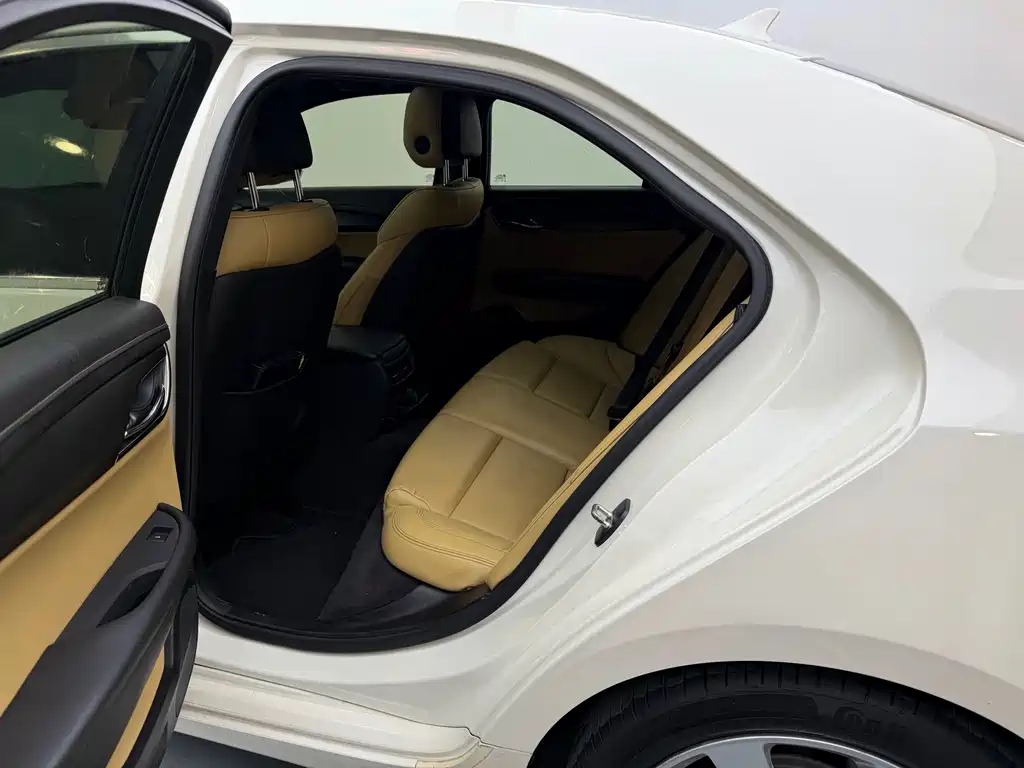 Cadillac ATS 2015 — фото 8