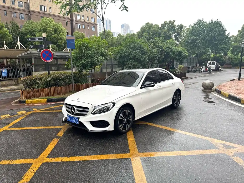 Mercedes-Benz C-Class 2016 — фото 1