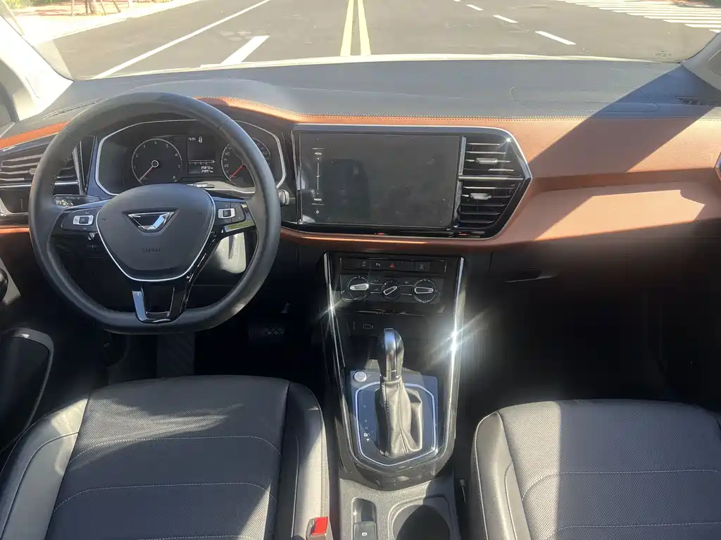 Jetta VS5 2022