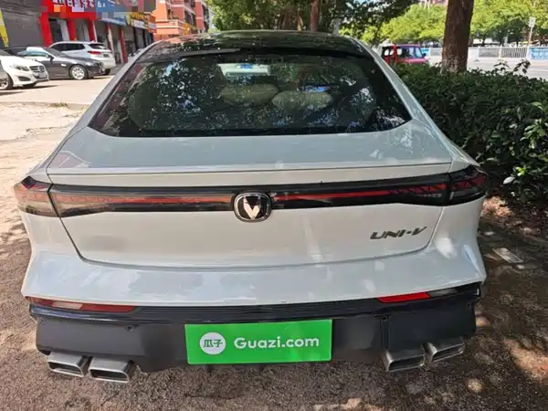 Changan UNI-V 2024