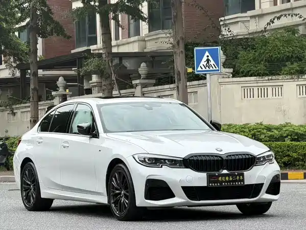 BMW 3 Series 2021