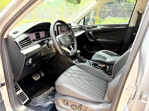Volkswagen Tiguan L 2022