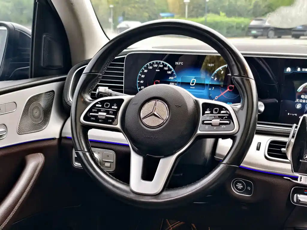 Mercedes-Benz GLE 2021 — фото 20