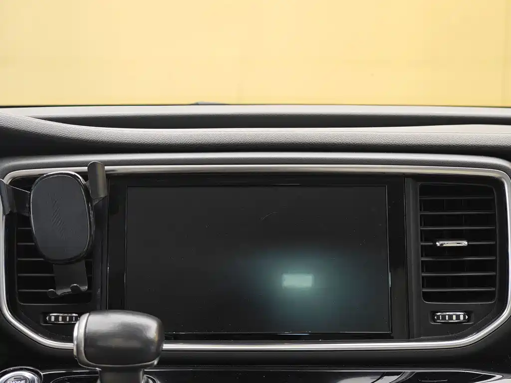GAC Motor Trumpchi M8 2018 — фото 16