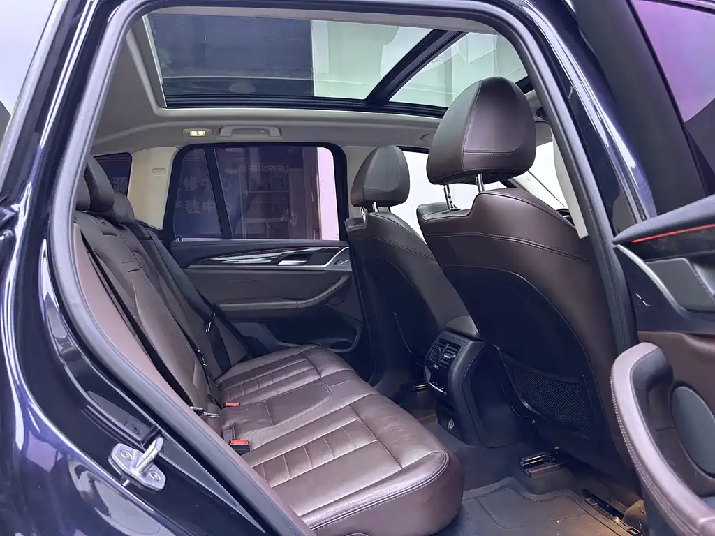 BMW X3 2018 — фото 12