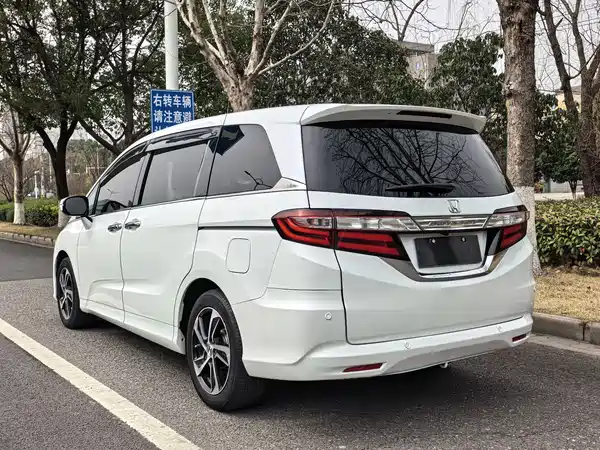 Honda Odyssey 2015