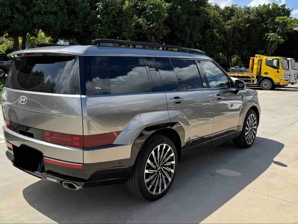 Hyundai Santa Fe 2024